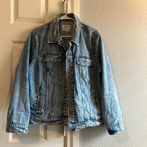Old Navy distressed denim jacket size XL